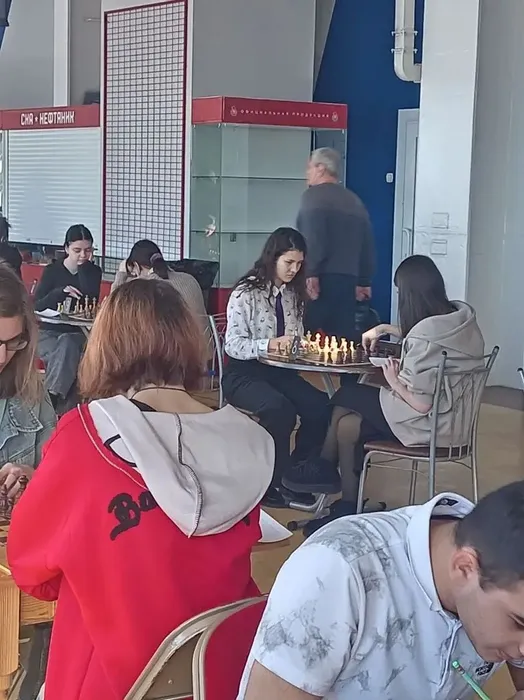 image-24-02-26-12-04-1