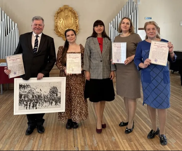 image-28-03-26-09-42-22