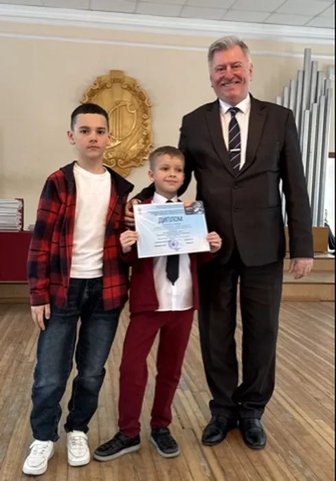 image-28-03-26-09-42-56